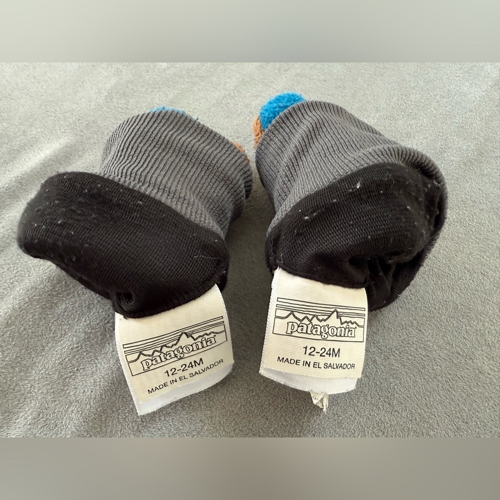 Patagonia Kids' Teal and Brown Mittens - Picture 3 of 3
